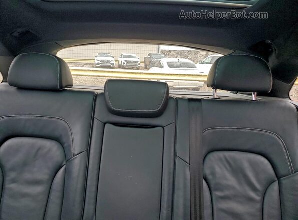 WA1CCAFP9GA037111 2016 AUDI SQ5 Gray Rear seats view