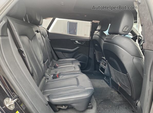 WA1CVAF19KD035503 2019 AUDI Q8 Black Widok wnętrza z tyłu