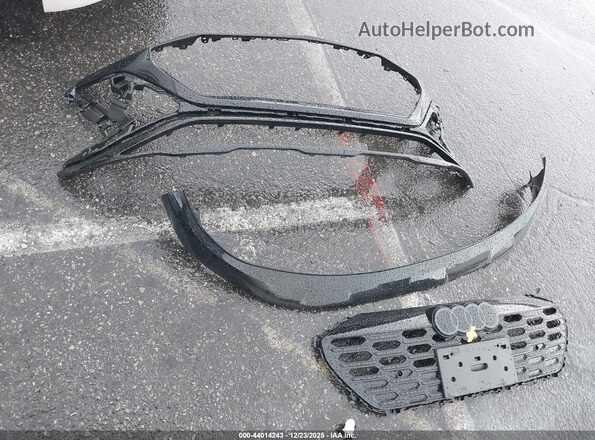 WA1DAAGE4RB013478 2024 AUDI Q8 E-TRON Черный Вид щитка приборов