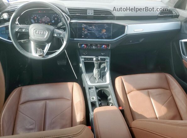 WA1DECF33M1053520 2021 AUDI Q3 White Առջևի վահանակի տեսք