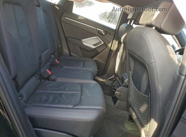 WA1DECF35R1123171 2024 AUDI Q3 Black Vista interior trasera