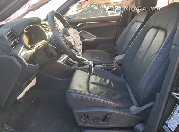 WA1DECF35R1123171 2024 AUDI Q3 Black Vista interior delantera