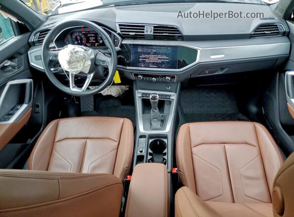 WA1DECF36N1126512 2022 AUDI Q3 Black Vista del salpicadero