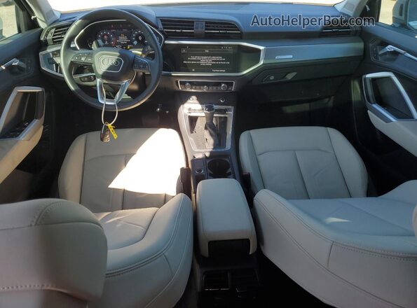 WA1DECF38S1024074 2025 AUDI Q3 White წინა პანელის ხედი