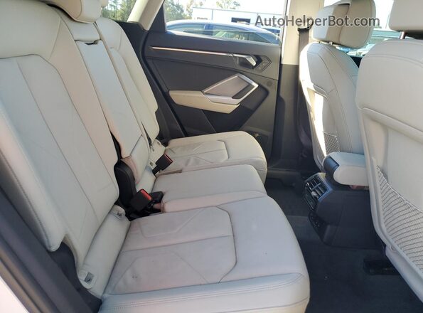 WA1DECF38S1024074 2025 AUDI Q3 White უკანა სალონის ხედი