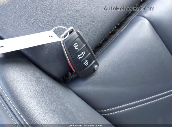 WA1DECF39R1135355 2024 AUDI Q3 Black Dashboard view