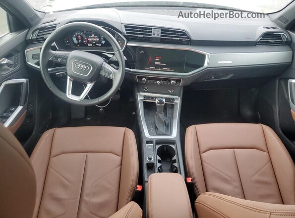 WA1DECF39S1027372 2025 AUDI Q3 Black Առջևի վահանակի տեսք