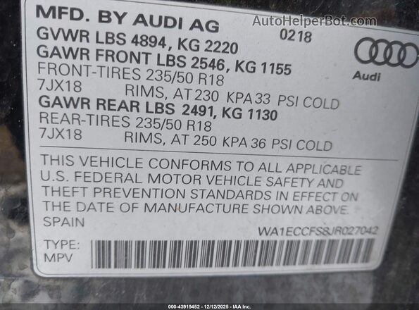 WA1ECCFS8JR027042 2018 AUDI Q3 Black Вид підкапотного простору