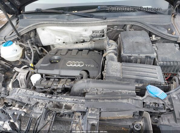 WA1ECCFS8JR027042 2018 AUDI Q3 Black Вид ззаду
