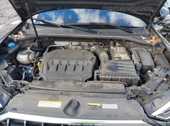 WA1EECF32M1034221 2021 AUDI Q3 Черный Вид сзади