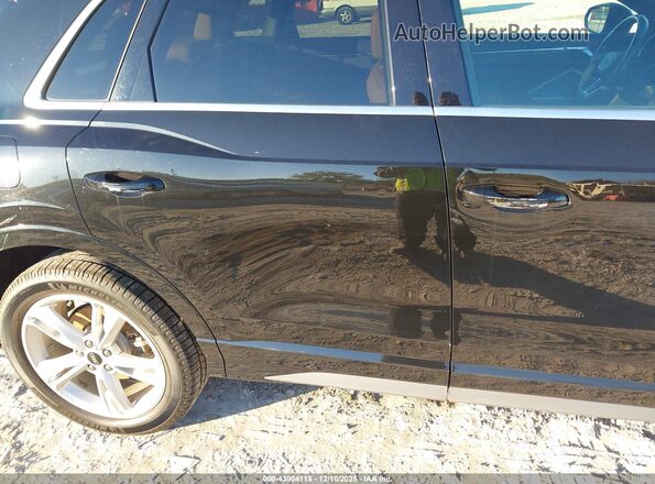 WA1EECF32M1046174 2021 AUDI Q3 Black 