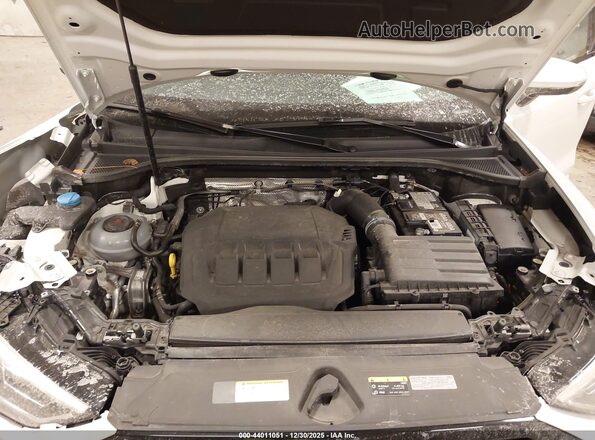 WA1EECF34R1141276 2024 AUDI Q3 White უკანა ხედი