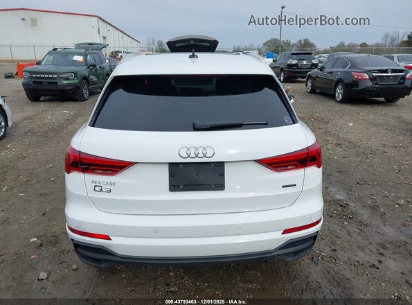WA1EECF35R1082724 2024 AUDI Q3 Белый 