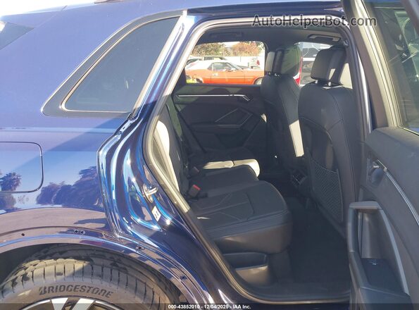 WA1EECF36R1155177 2024 AUDI Q3 Dark Blue Вид наклейки с VIN-кодом