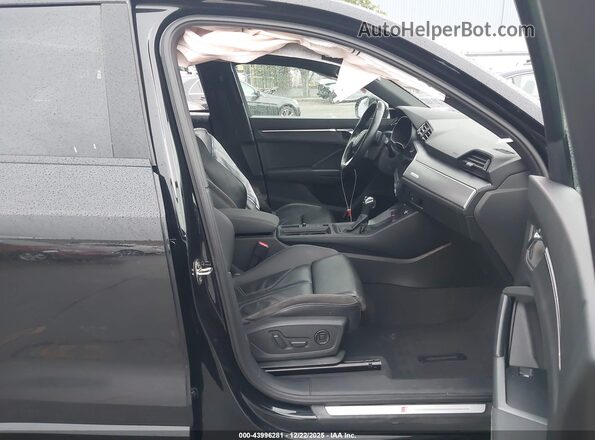 WA1EECF37M1152507 2021 AUDI Q3 Black Widok wnętrza z przodu