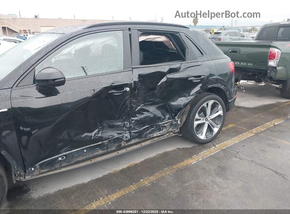 WA1EECF37M1152507 2021 AUDI Q3 Black Widok z przodu
