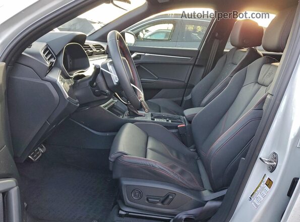 WA1EECF38S1050467 2025 AUDI Q3 White Widok wnętrza z przodu