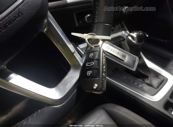 WA1EECF39K1069660 2019 AUDI Q3 Черный Вид панели приборов