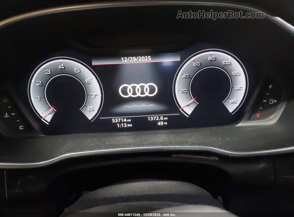 WA1EECF39K1069660 2019 AUDI Q3 Черный Вид задних сидений