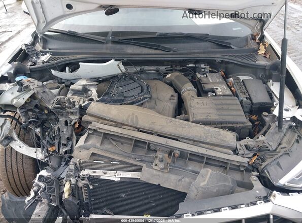 WA1EECF3XM1052224 2021 AUDI Q3 White Հետևի տեսք