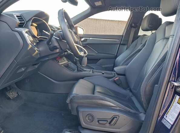 WA1EECF3XM1153750 2021 AUDI Q3 Blue Widok wnętrza z przodu