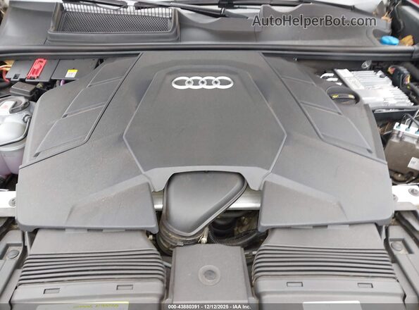 WA1EVAF17KD007563 2019 AUDI Q8 Gray უკანა ხედი