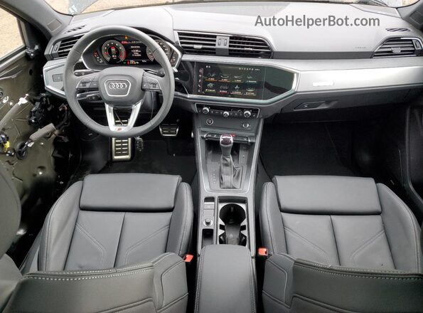 WA1FECF39S1099021 2025 AUDI Q3 Черный Вид панели приборов
