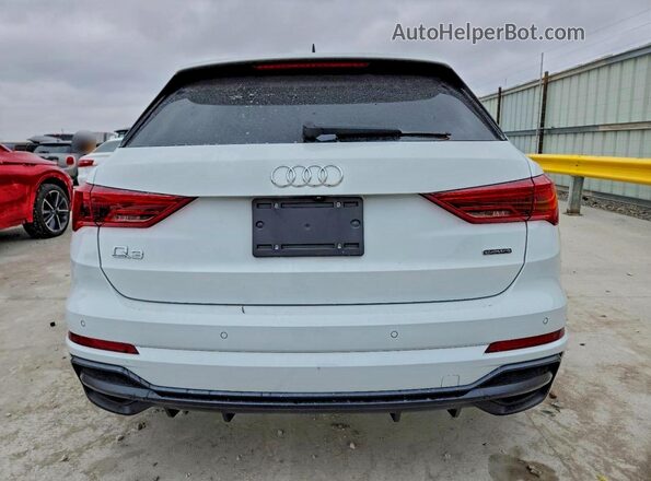 WA1FECF3XK1083071 2019 AUDI Q3 White Widok wnętrza z przodu