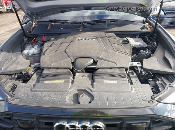 WA1FVAF19KD033148 2019 AUDI Q8 Gray Вид ззаду