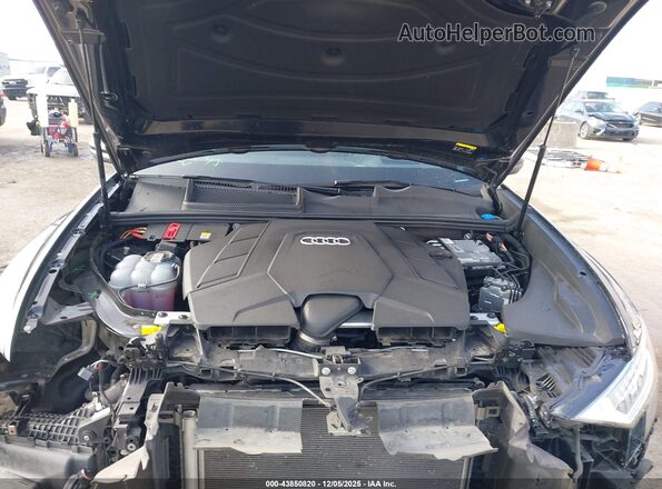 WA1FVBF19ND021432 2022 AUDI Q8 Black Widok z tyłu