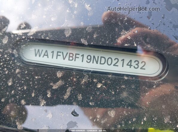 WA1FVBF19ND021432 2022 AUDI Q8 Black Widok komory silnika