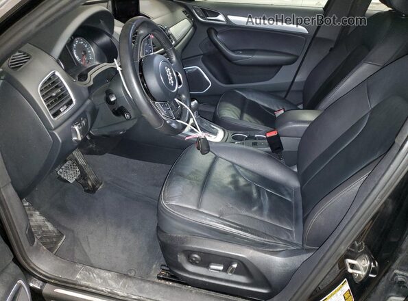 WA1GFCFS8GR017507 2016 AUDI Q3 Black წინა სალონის ხედი