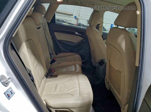 WA1L2AFP5HA059482 2017 AUDI Q5 White Սալոնի հետևի տեսք