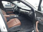 2019 Audi E-tron Premium Plus Белый vin: WA1LAAGE1KB023810