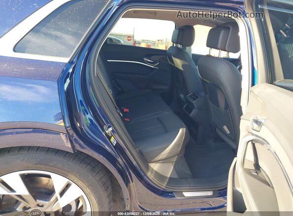 WA1LAAGE2MB016318 2021 AUDI E-TRON Blue VIN კოდის სტიკერის ხედი