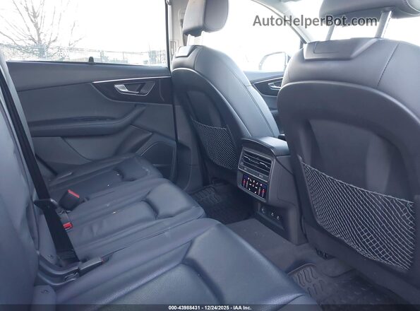 WA1LXBF71PD005438 2023 AUDI Q7 Белый Вид наклейки с VIN-кодом