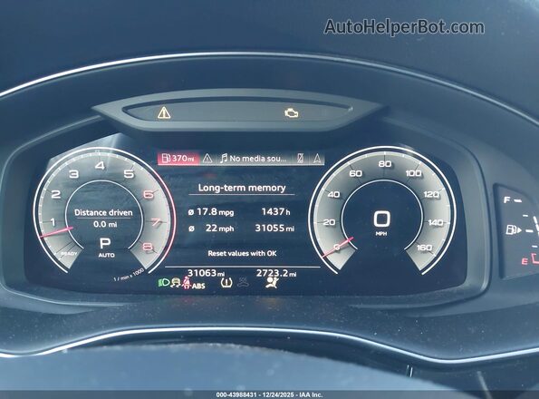 WA1LXBF71PD005438 2023 AUDI Q7 Белый Вид задних сидений