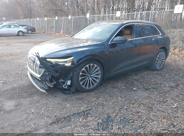 WA1VAAGE7KB005367 2019 AUDI E-TRON Black Front left
