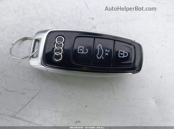 WA1VXBF74ND019520 2022 AUDI Q7 Золотой Вид панели приборов
