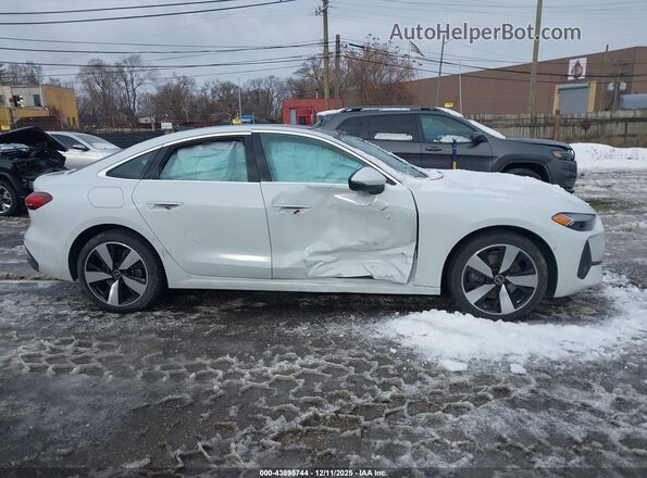 WAU2BCFU4SN051664 2025 AUDI ALL White Widok wnętrza z tyłu