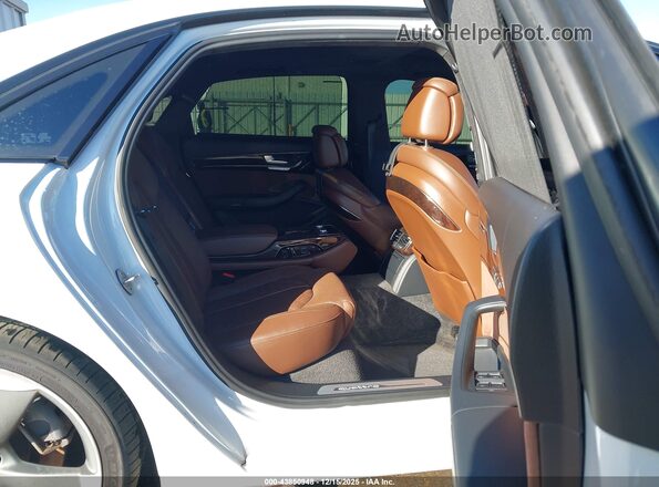 WAU43AFD2JN000303 2018 AUDI OTHER Белый Вид наклейки с VIN-кодом