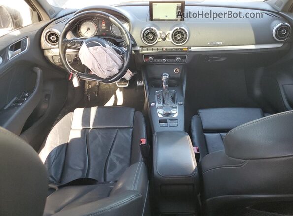 WAUB1GFF2G1118255 2016 AUDI S3 Черный Вид панели приборов