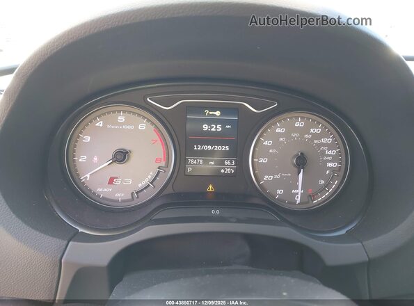 WAUB1GFF3G1005267 2016 AUDI S3 Серебряный Вид задних сидений