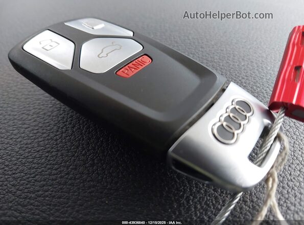 WAUB4AF41JA233911 2018 AUDI S4 Black Widok deski rozdzielczej