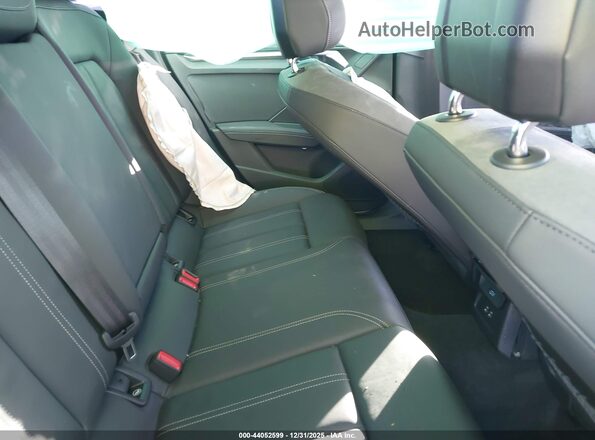 WAUGUDGY7SA138067 2025 AUDI OTHER Белый Вид наклейки с VIN-кодом