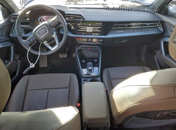 WAUHUDGY1SA063774 2025 AUDI OTHER Синий Вид панели приборов