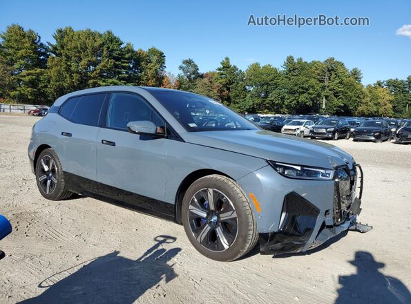 WB523CF01PCM83642 2023 BMW IX Gray Front right