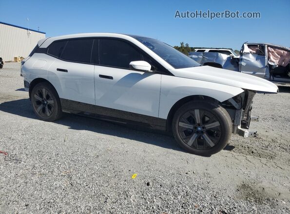 WB523CF03SCS82320 2025 BMW IX White Delantero derecho