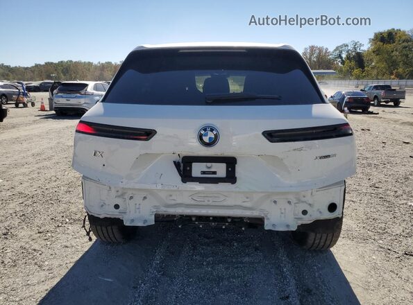 WB523CF03SCS82320 2025 BMW IX White Vista trasera