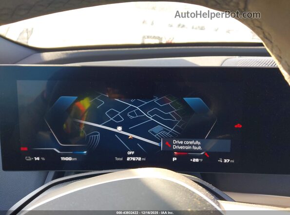WB533CF03RCP66728 2024 BMW IX Gray Rear seats view